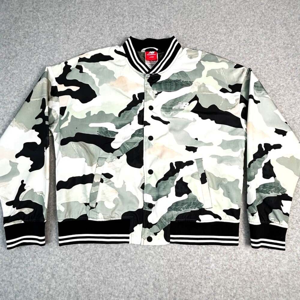 NB New Balance Camo Windbreaker Sports Jacket Snap Size Large Green Black EUC
